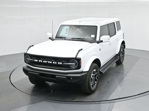 New 2025 Ford Bronco Outer Banks image 31