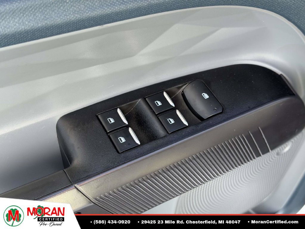 Used 2025 Ford Maverick XL FWD image 15