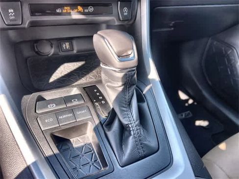 Used 2025 Toyota RAV4 XLE Premium image 16