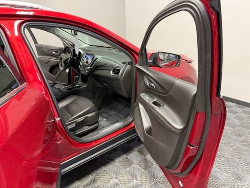 Used 2019 Chevrolet Equinox Premier FWD image 23