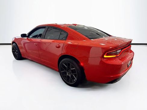 Used 2021 Dodge Charger SXT image 8