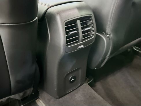 Used 2025 Ford Escape ST-Line AWD/4WD image 24