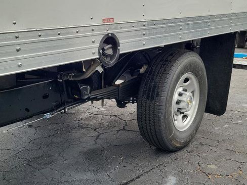 New 2025 Chevrolet Express 3500 w/ Power Convenience Package image 11