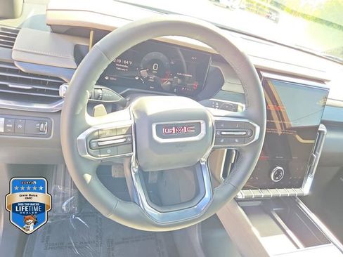 New 2026 GMC Acadia Elevation FWD image 19