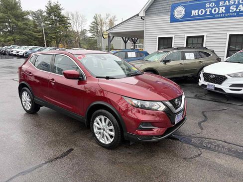 Used 2020 Nissan Rogue Sport S w/ Appearance Package AWD/4WD image 2