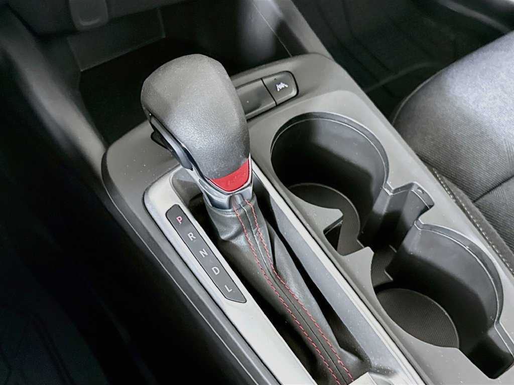 Used 2026 Chevrolet Trax RS w/ Sunroof Package FWD image 17