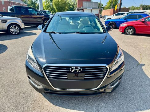Used 2016 Hyundai Sonata Limited w/ Option Group 02 image 8