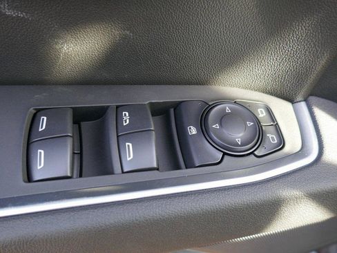 New 2026 GMC Sierra 1500 Elevation image 17