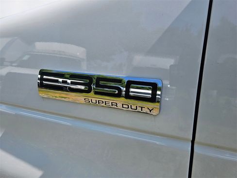 New 2026 Ford E-350 and Econoline 350 Super Duty w/ Power Equipment Group image 19