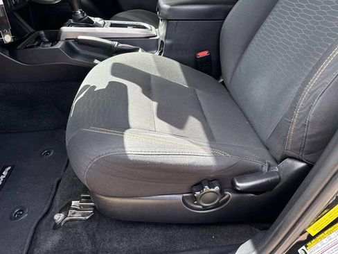 Used 2019 Toyota Tacoma SR5 image 21