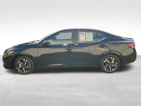Used 2024 Nissan Sentra SV FWD image 22