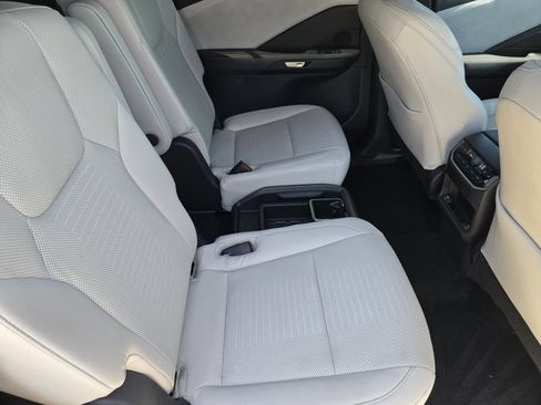 Used 2024 Lexus TX 350 FWD w/ Captains Chair Package image 28