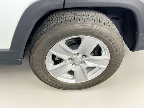 Used 2022 Jeep Compass Latitude AWD/4WD image 28
