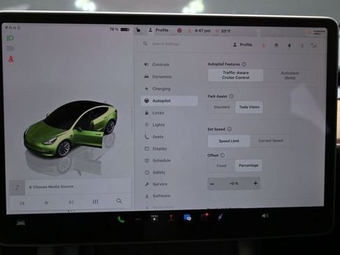 Used 2022 Tesla Model 3 Standard Range image 26