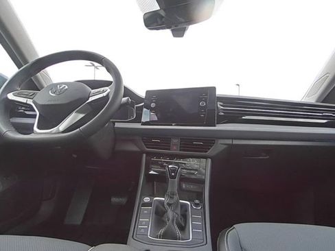 New 2025 Volkswagen Jetta SEL image 26