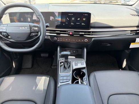 New 2026 Kia Sportage EX AWD/4WD image 9