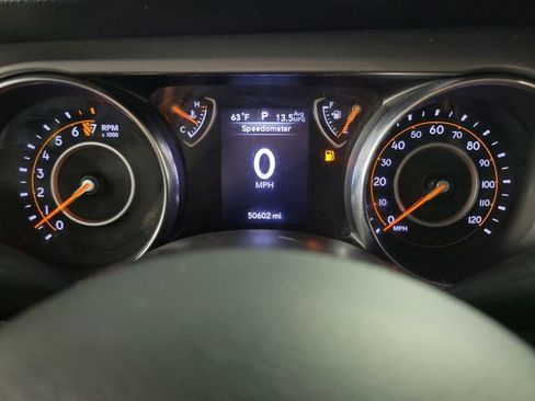 Used 2021 Jeep Gladiator Sport AWD/4WD image 18