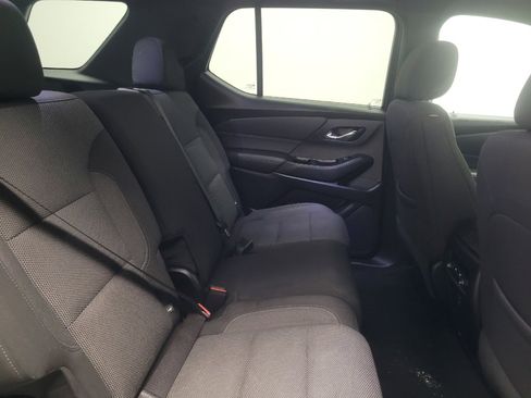 Used 2023 Chevrolet Traverse LT AWD/4WD image 19