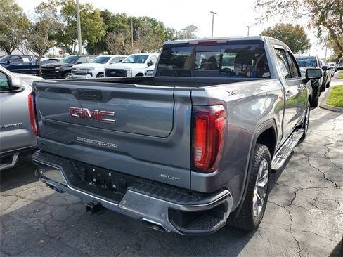 Used 2022 GMC Sierra 1500 SLT w/ SLT Premium Plus Package image 4