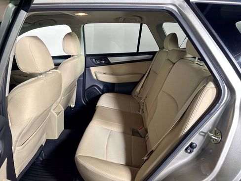 Used 2015 Subaru Outback 2.5i Premium image 21