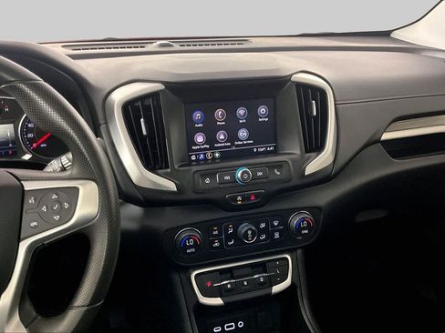 Used 2024 GMC Terrain SLE w/ Driver Convenience Package FWD image 7