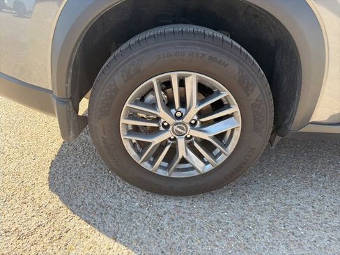 Certified 2025 Nissan Rogue S image 15