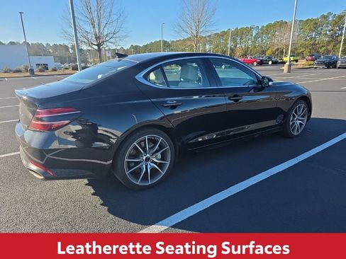 Used 2025 Genesis G70 2.5T image 11