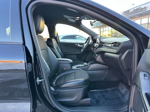 Used 2025 Ford Escape ST-Line image 19