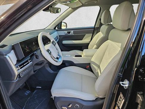 Used 2026 Hyundai Santa Fe SEL FWD image 4