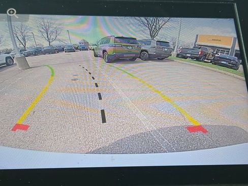 Used 2023 Jeep Grand Cherokee L Laredo image 9