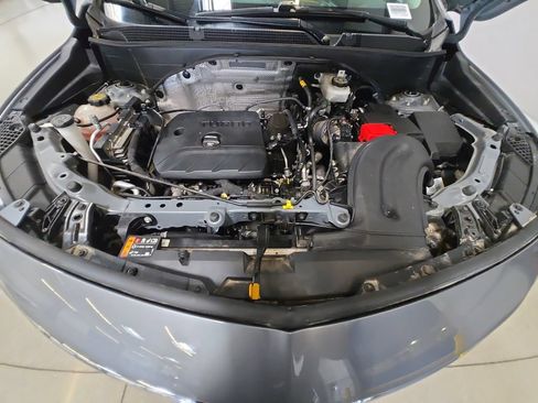 Used 2020 Buick Encore GX Preferred w/ Cold Weather Comfort Package AWD/4WD image 27