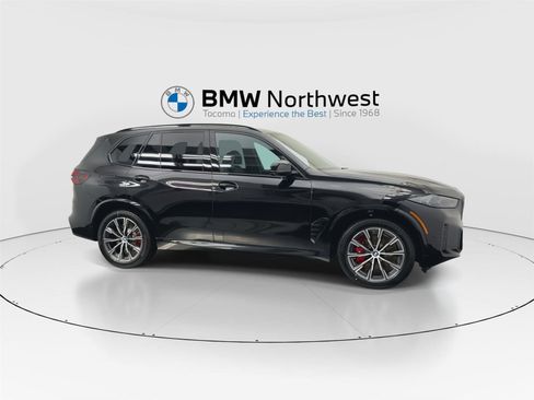 New 2026 BMW X5 M60i w/ Climate Comfort Package image 5