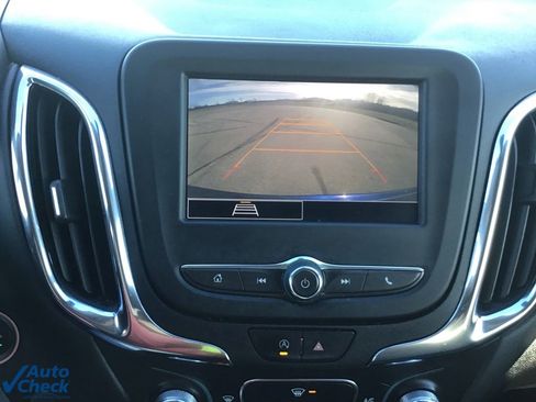 Used 2023 Chevrolet Equinox LT image 41