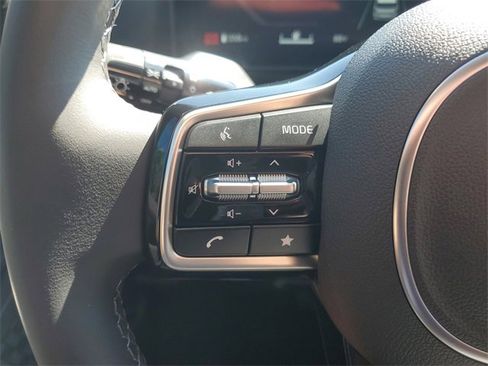 New 2026 Kia Carnival SX w/ SX Dark Edition Package image 28