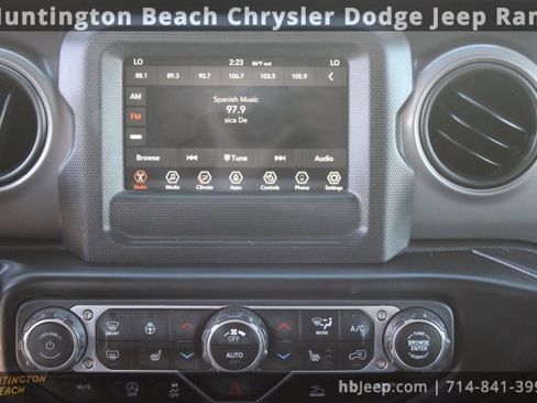 Used 2021 Jeep Wrangler Unlimited Sport image 15