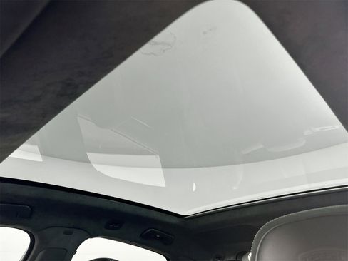 Certified 2023 Porsche Cayenne Turbo image 37