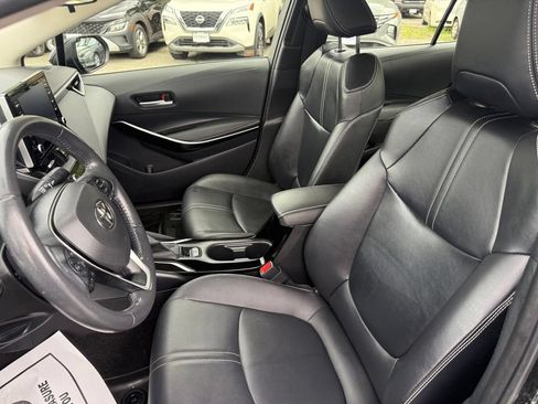 Used 2020 Toyota Corolla XLE FWD image 32