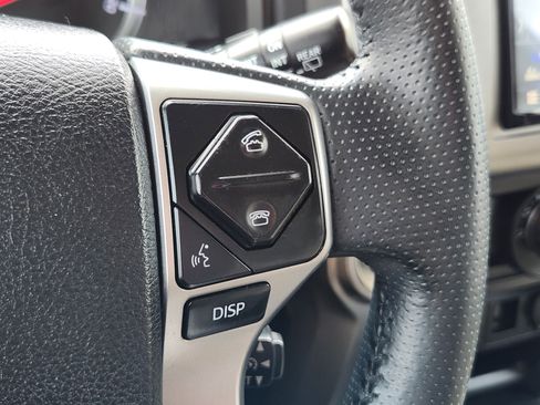 Used 2017 Toyota 4Runner SR5 Premium AWD/4WD image 31