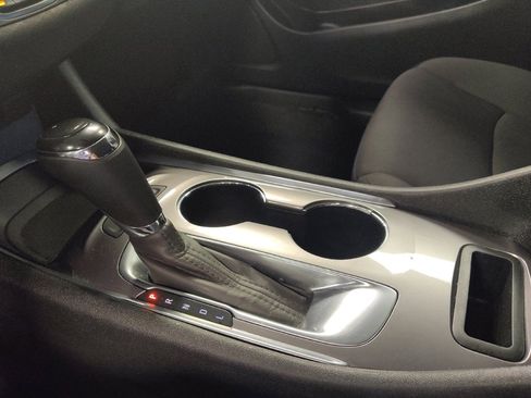 Used 2020 Chevrolet Malibu LT FWD image 26