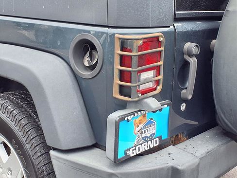 Used 2007 Jeep Wrangler X image 17