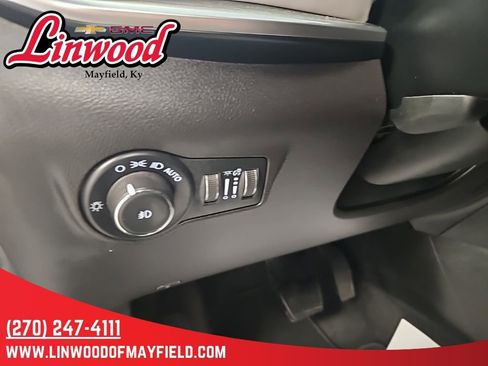 Used 2025 Jeep Compass Limited AWD/4WD image 18