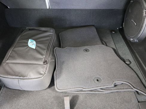 Used 2022 Jeep Wrangler Unlimited Sahara image 43