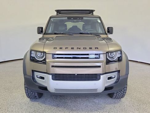 Used 2020 Land Rover Defender 110 SE AWD/4WD image 3