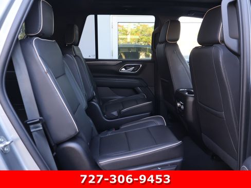 Used 2023 GMC Yukon SLT RWD image 24
