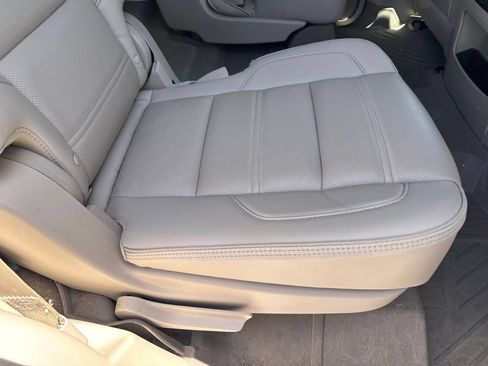 Used 2018 GMC Yukon Denali w/ Open Road Package AWD/4WD image 22