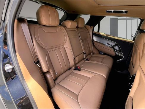 New 2026 Land Rover Range Rover Sport SE AWD/4WD image 10