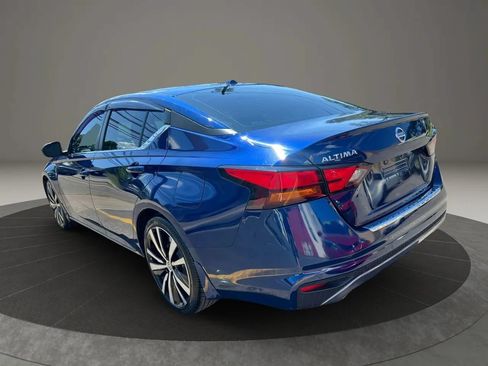 Used 2020 Nissan Altima 2.5 SR w/ Premium Package FWD image 7
