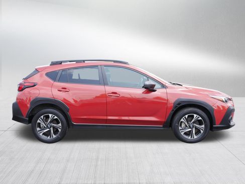 Certified 2025 Subaru Crosstrek 2.5i Premium AWD/4WD image 8