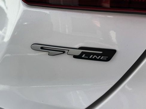 Used 2024 Kia Forte GT-Line w/ GT-Line Premium Package image 7