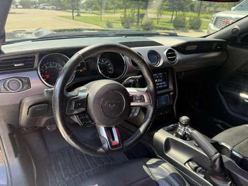 Used 2016 Ford Mustang GT RWD image 10
